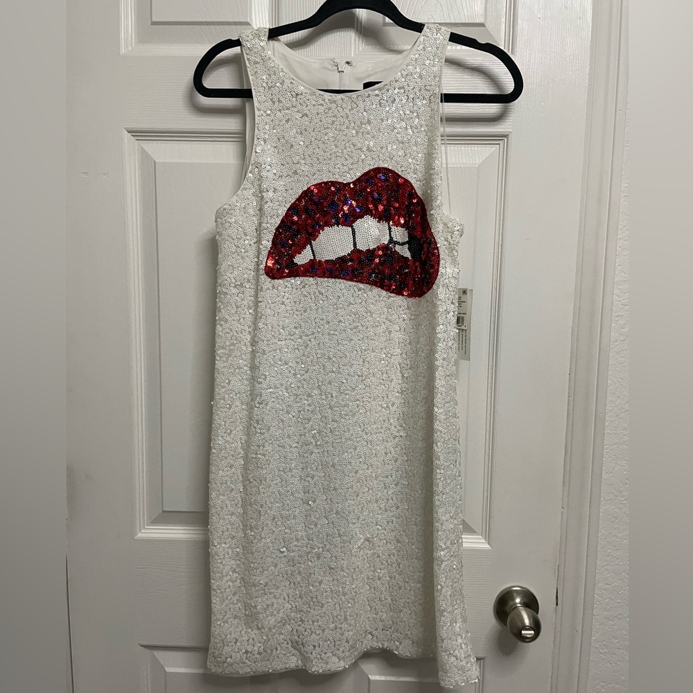 NWT Aidan Mattox White Sequin Shift Dress